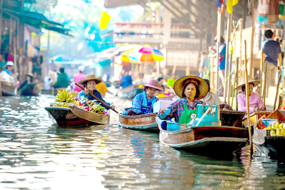 送網卡+U型乳膠枕 【泰殺了】泰愛曼芭6日~$16,500起